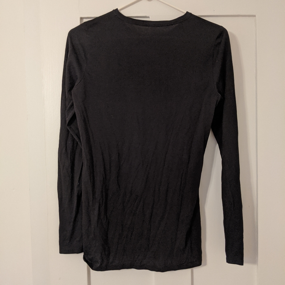 Everlane black long sleeve T-Shirt